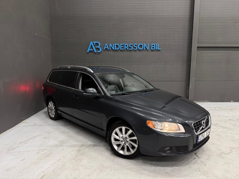 Volvo V70 T4F Powershift Summum/B-Sensor/Värmare/Drag
